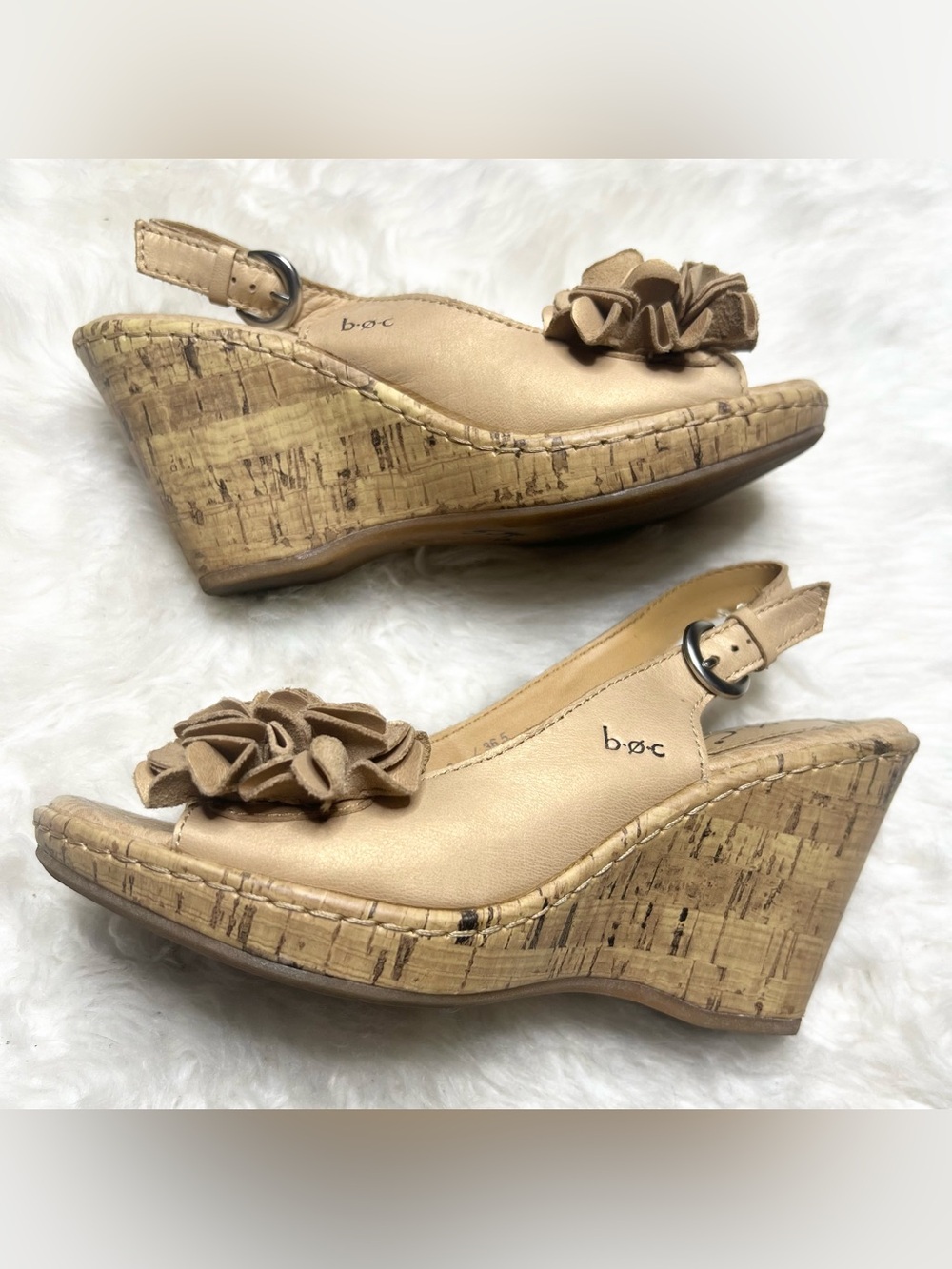 b.o.c. Born Concepts Tan Floral Open Toe Slingback Cork Wedge Sandals Size 6